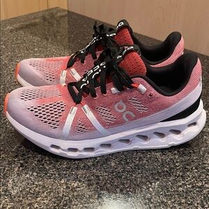 On Running Women's Gradient Pink Sneakers